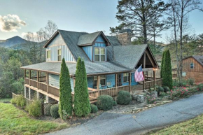 Mountain-View Cabin with Hot Tub, Near Lake Chatuge!